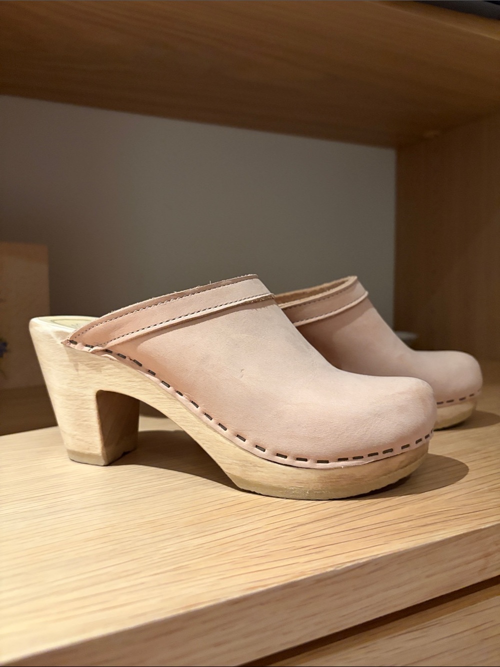 No 6 Nude Leather Clog Heels - Women's Slip-On Mules